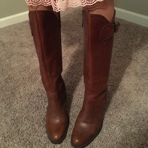 Women’s Vintage Aldo Brown Boots Size 37